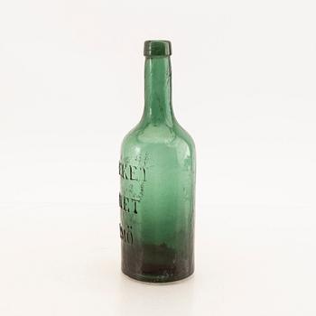Bottle / flask, from the faemacy The Lion Malmö Sweden, 19th Century latter part / turn of the Century 1900.