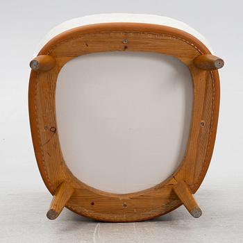 A mid-20th Century armchair.