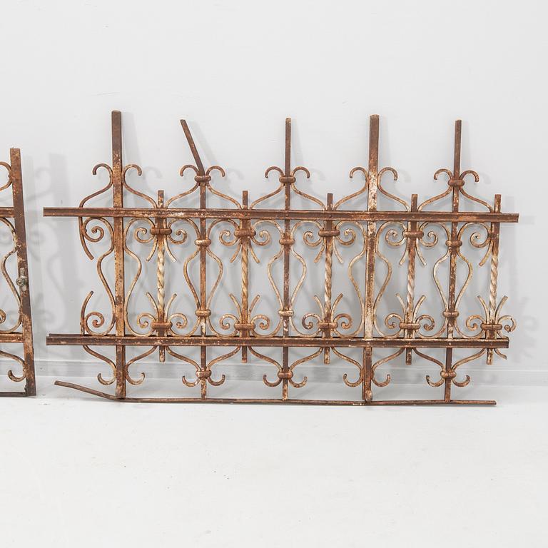 Staket 5 sektioner omkring 1900 smide.