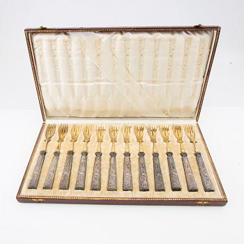 Fish cutlery silver 18 dlr, around the year 1900.