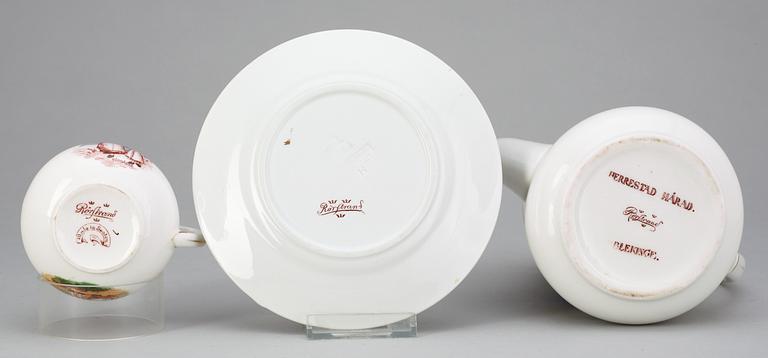 KAFFESERVISDELAR, 24 st, flintgods, Rörstand och Gustavsberg, 1800-tal.