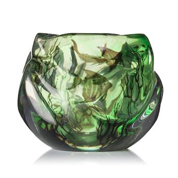 4. Edward Hald, a fish graal glass object, Orrefors 1944, no 1500.
