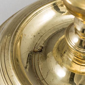 A bronze candlestick, 17th/18th century.