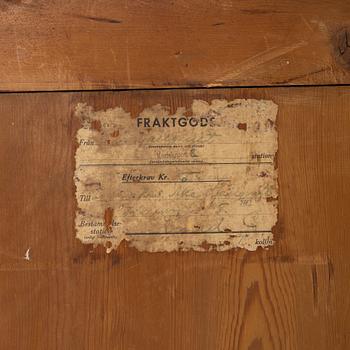 A pair of Gustavian style chests of drawers, early 20th century.