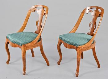 GÖTEBORGSSTOLAR, ett par, omkring sekelskiftet 1800/1900.