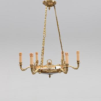 TAKAMPEL, empirestil, 1900-talets mitt. Höjd ca 70 cm.