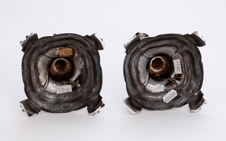 LJUSSTAKAR, ett par, silver, Haag Nederländerna, 1700-talets andra hälft.