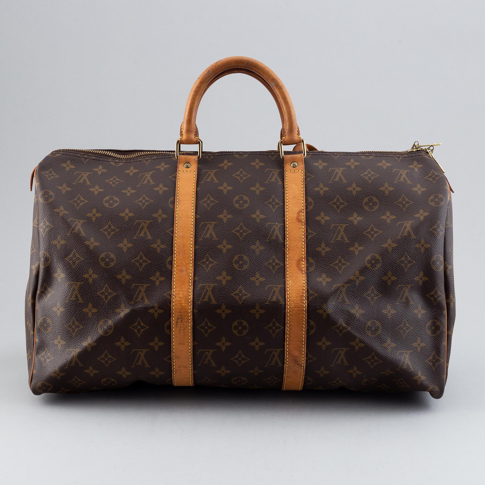 Louis Vuitton,.