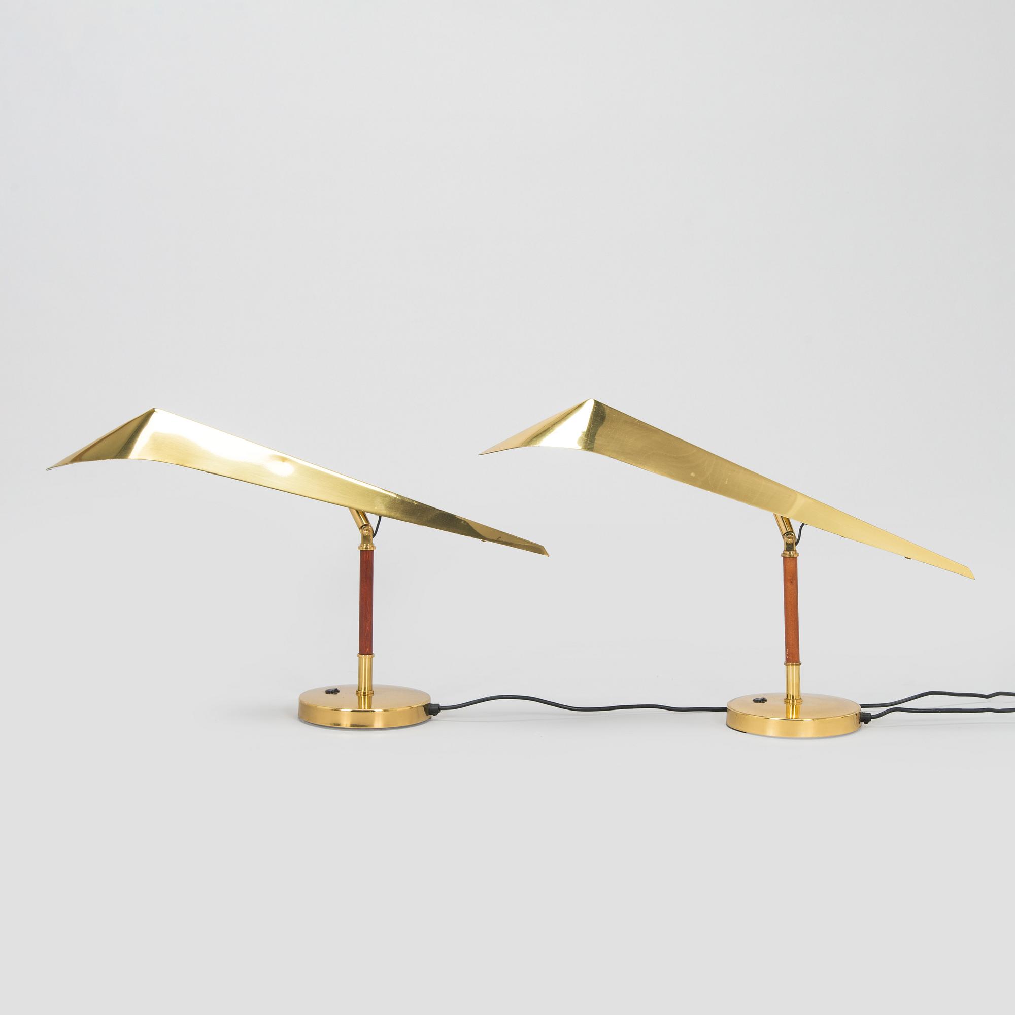 Pöytävalaisinpari, KT-Valaistus, 1900-luvun loppu puoli.