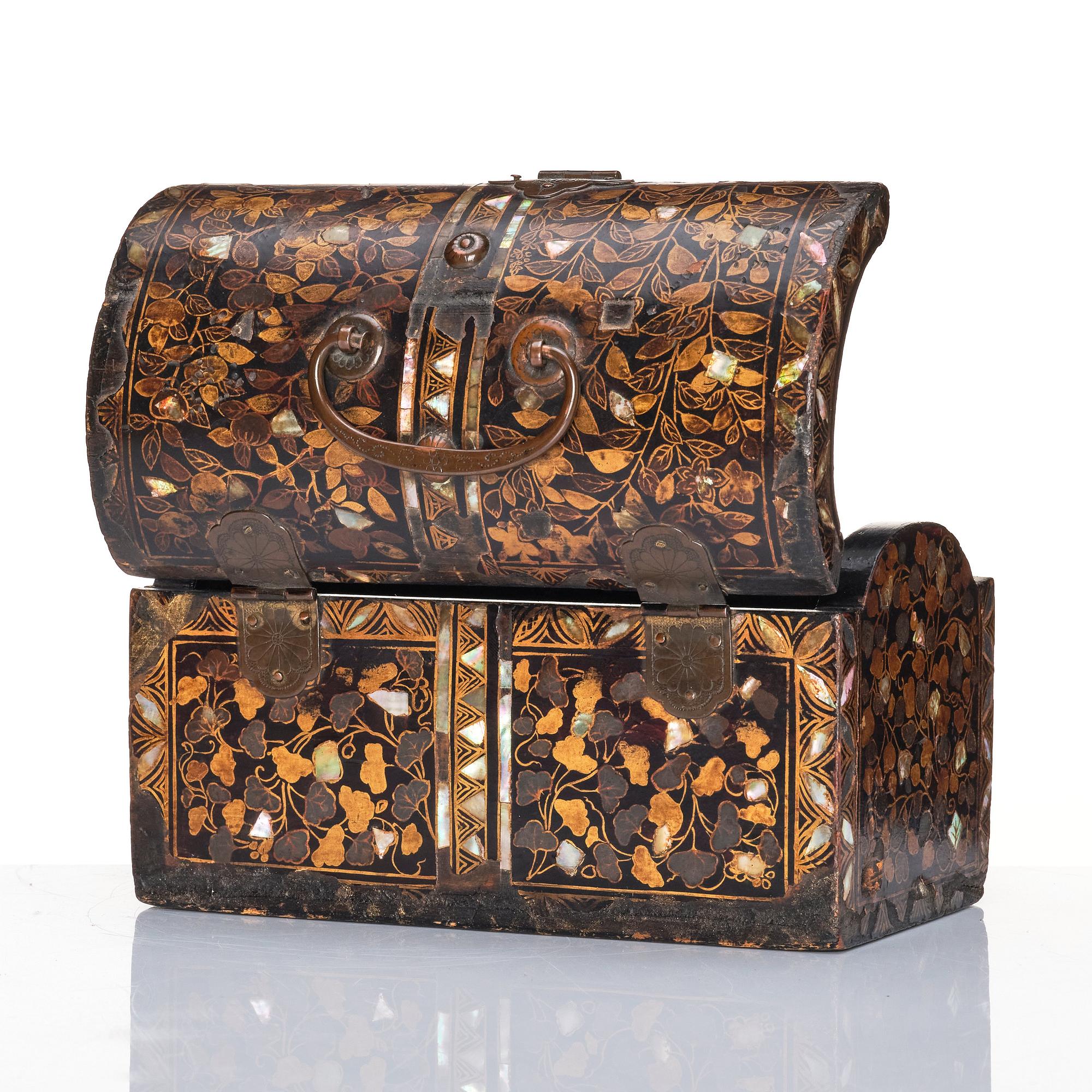A Japanese lacquer casket/Namban chest, commissioned by the Portuguese, Edo period (1603-1868).