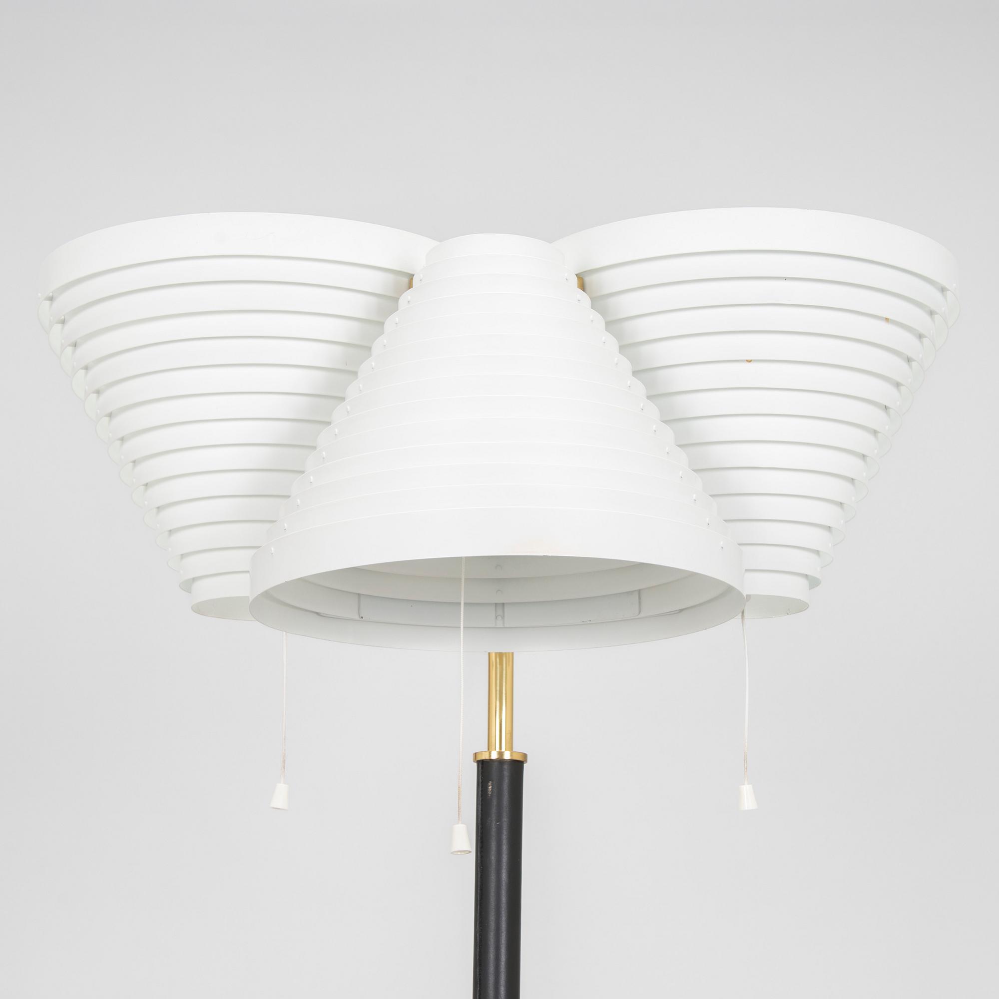 Alvar Aalto, a late 20th century 'A809' floorlamp for Valaisinpaja.