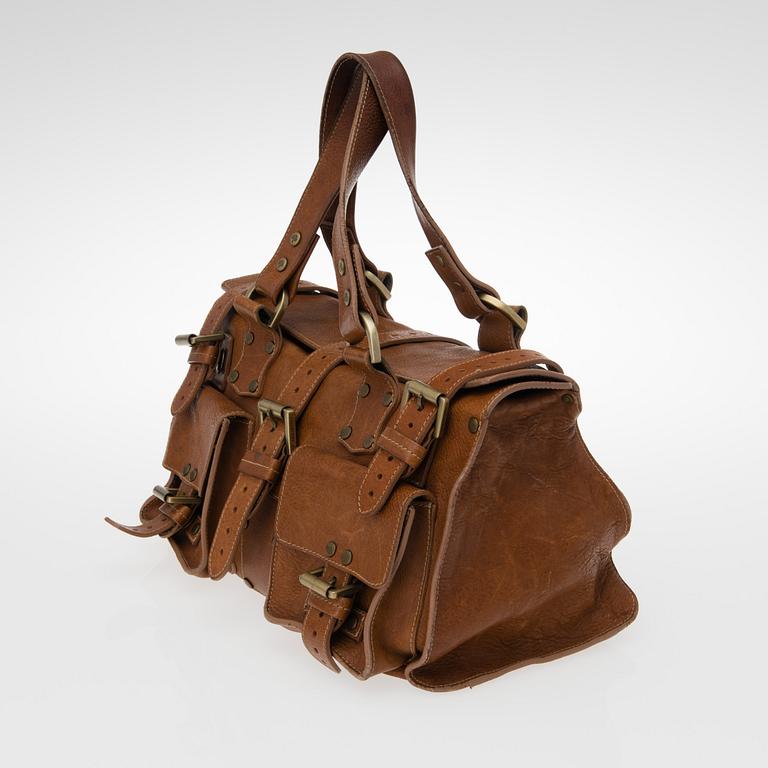 A TAN OAK LEATHER ROXANNE BAG.