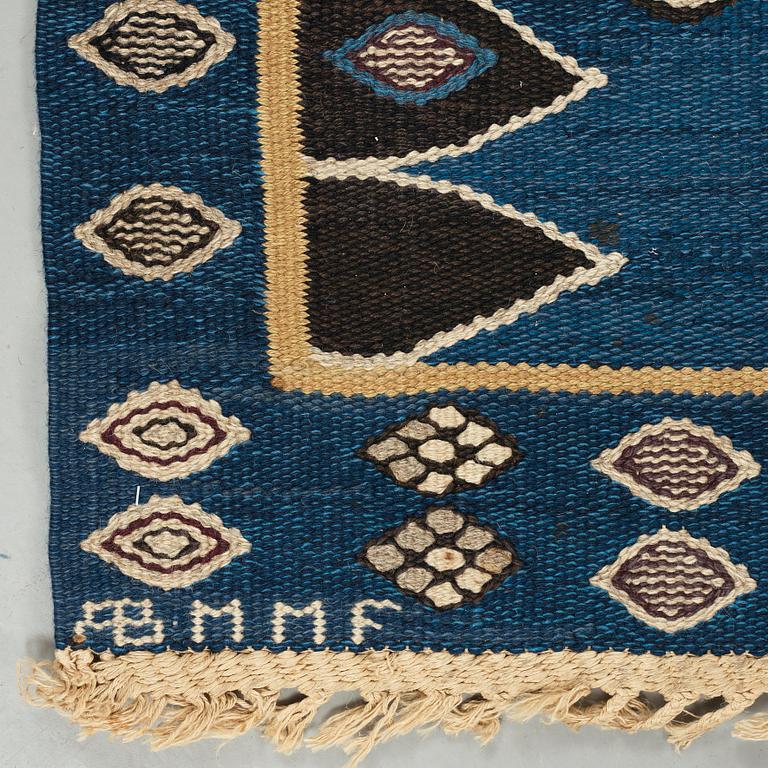 Barbro Nilsson, MATTO, "Snäckorna", flat weave, ca 229 x 151,5 cm, signed AB MMF BN.