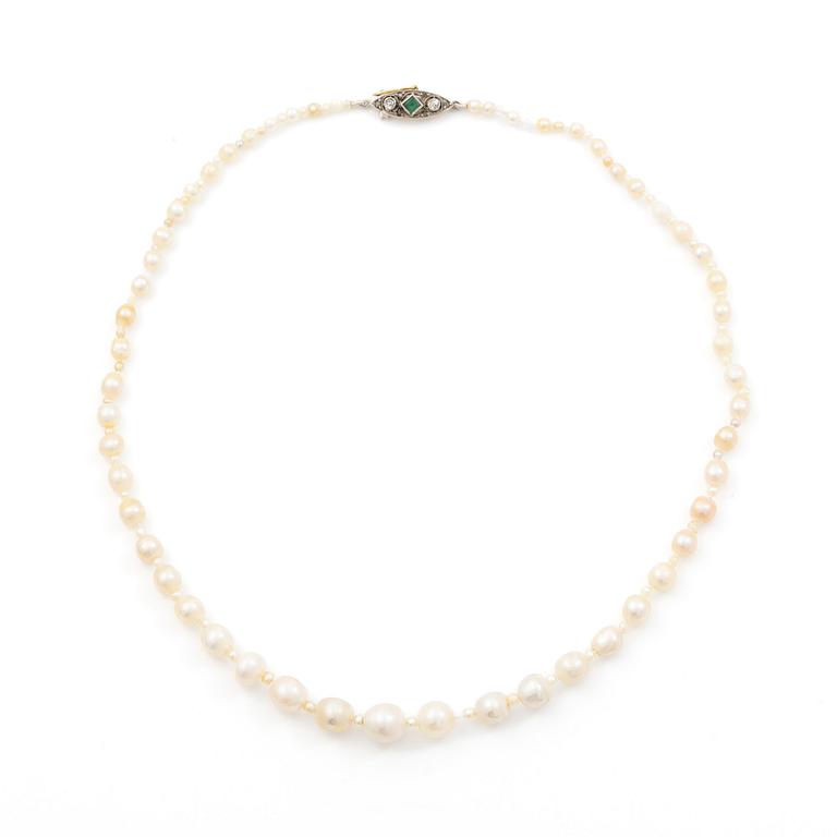 Necklace with natural and cultured pearls, accompanying GIA report.
