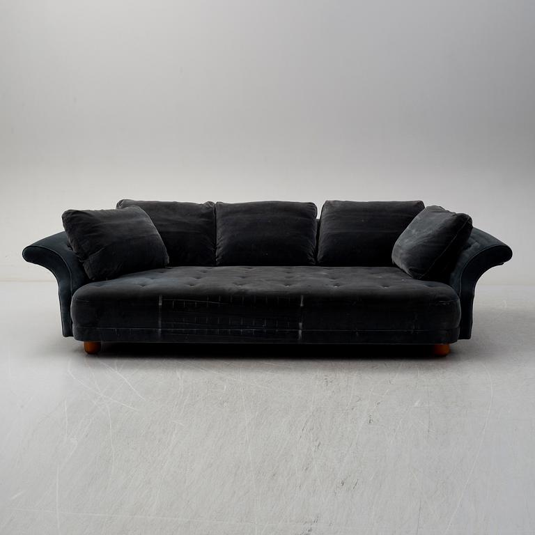 JOSEF FRANK, soffa, "Liljevalchssoffan", Firma Svenskt Tenn.