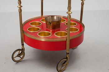 SERVERINGSVAGN, 1900-talets mitt.