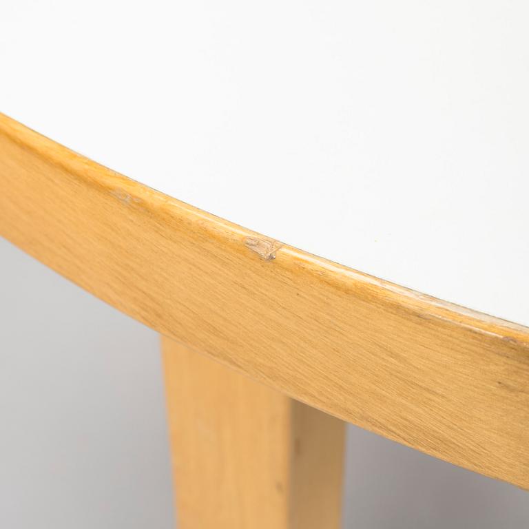 Alvar Aalto, Pöytä, malli 90A, Artek, 1900-luvun loppu.