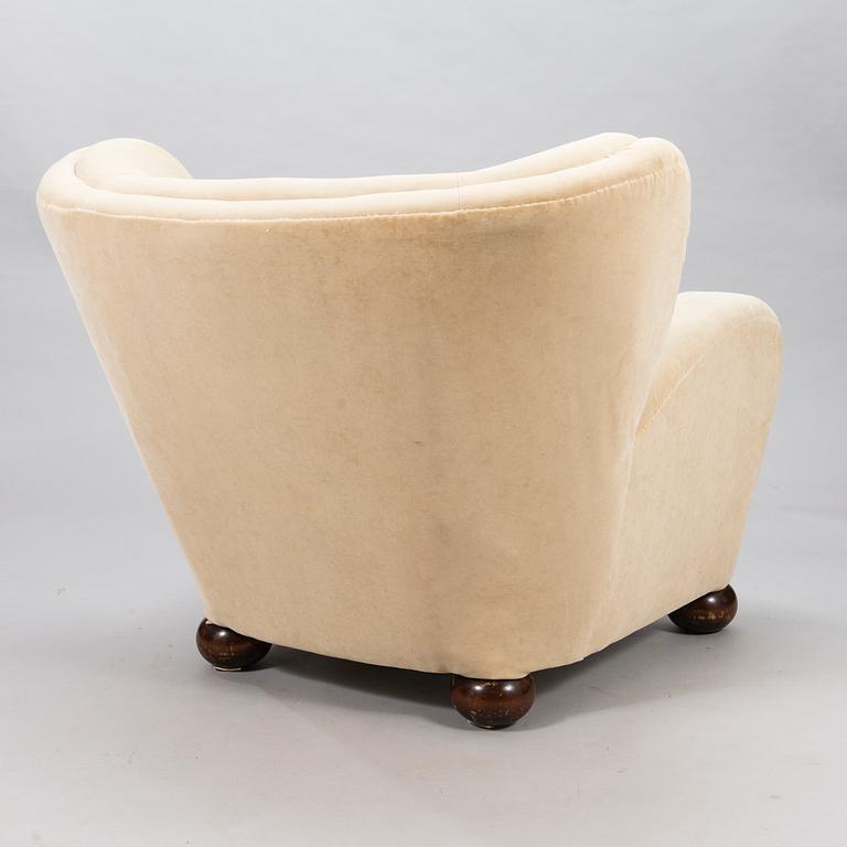 MÄRTA BLOMSTEDT,  an 'Aulanko-model' armchair. Designed in 1939.