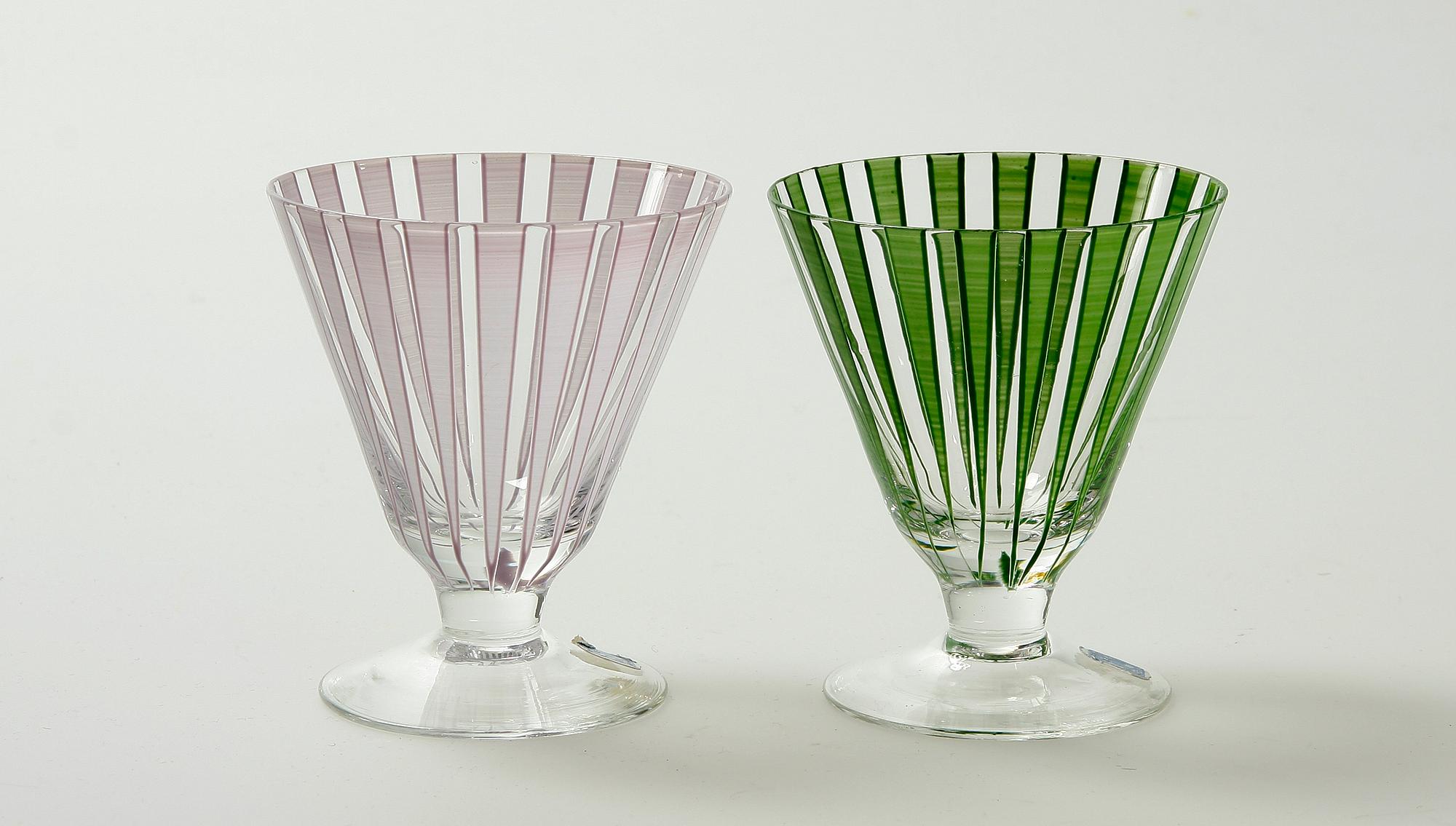 GLASSERVIS, 26 delar, "Strict", Bengt Orup, Johansfors.