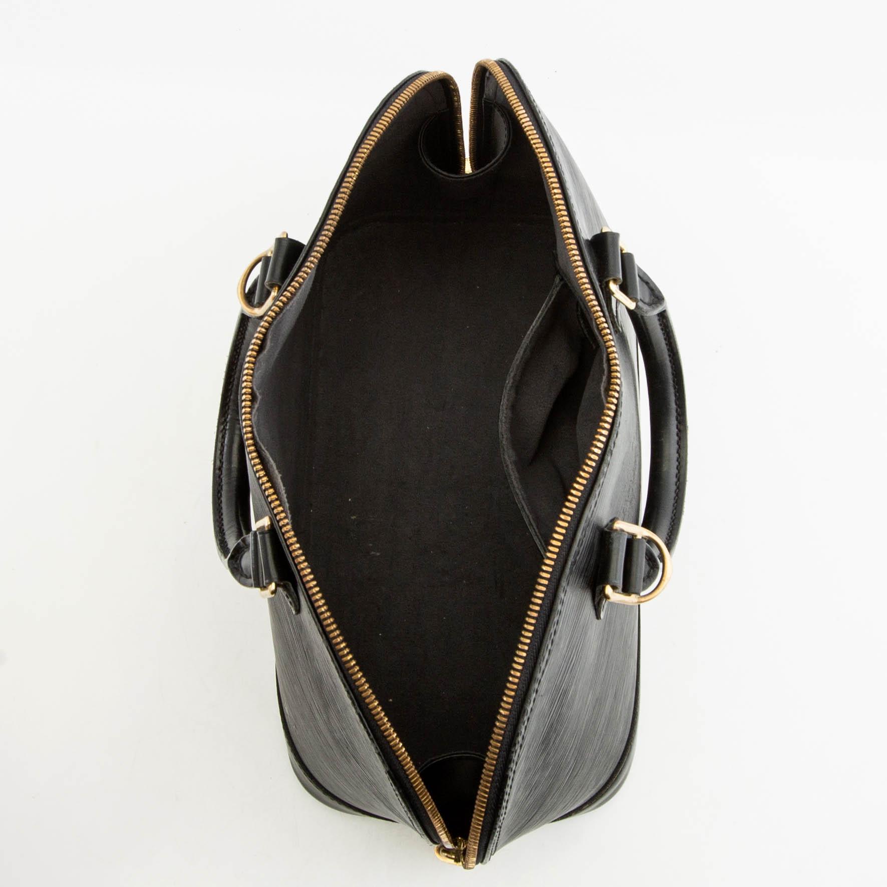 Louis Vuitton, Alma vintage bag.