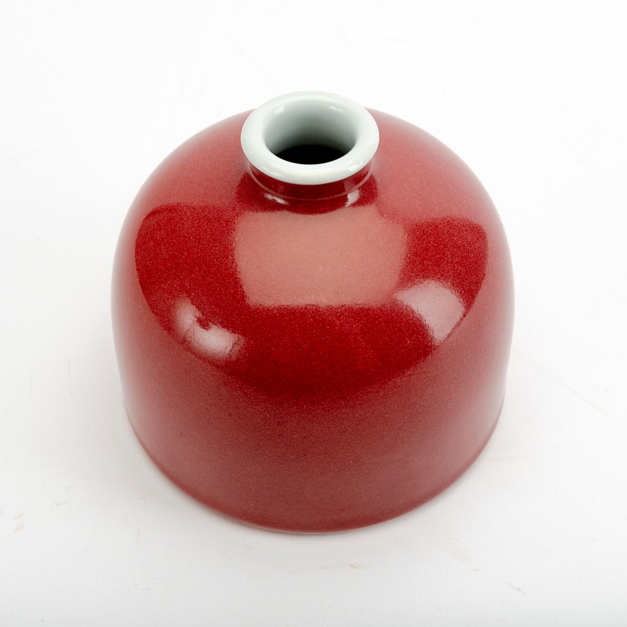 Penselbad, porslin. Kina, 1900-tal.