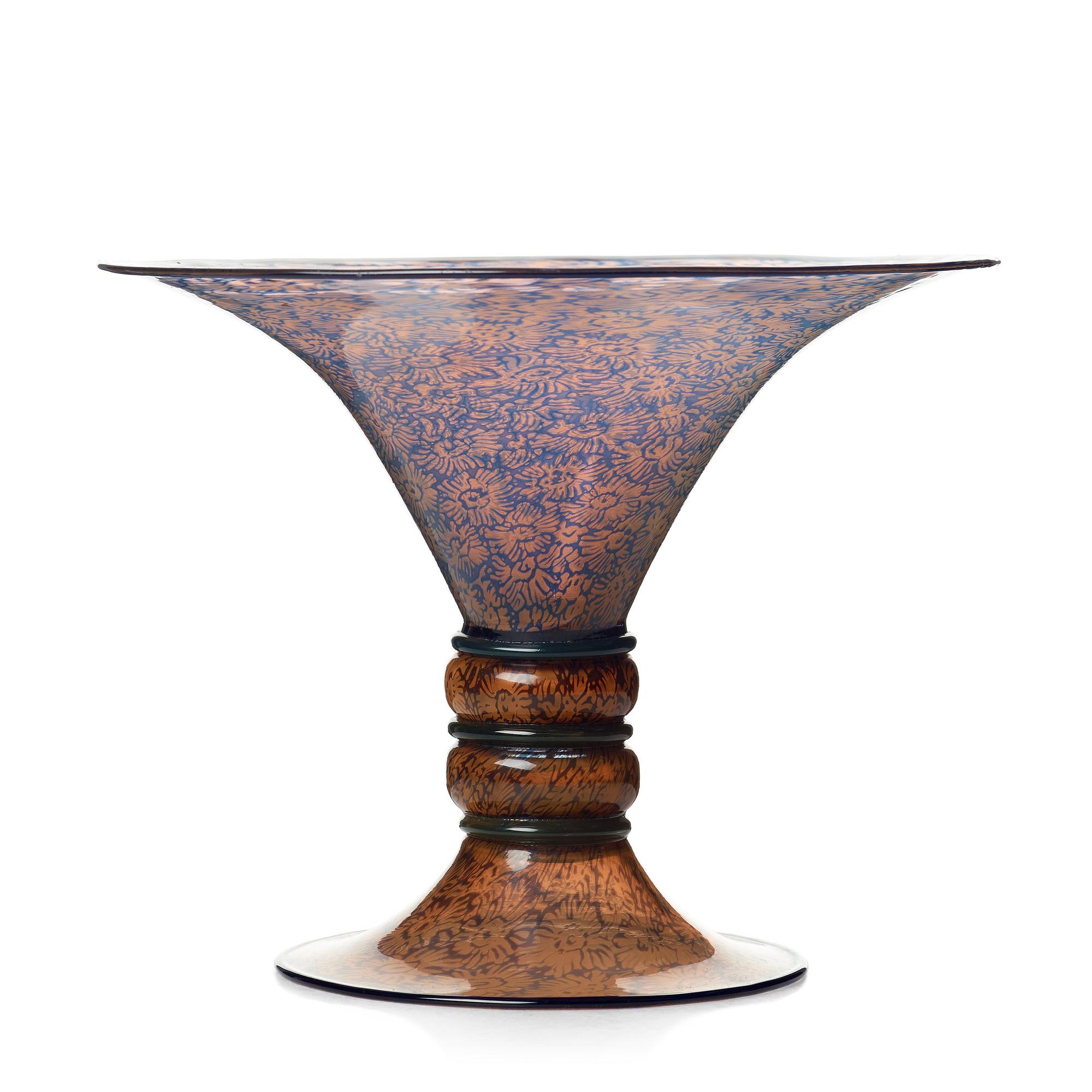 Edward Hald, vas, Graal, tunnväggig, utförd av Knut Bergqvist och Heinrich Wollman, Orrefors 1920.