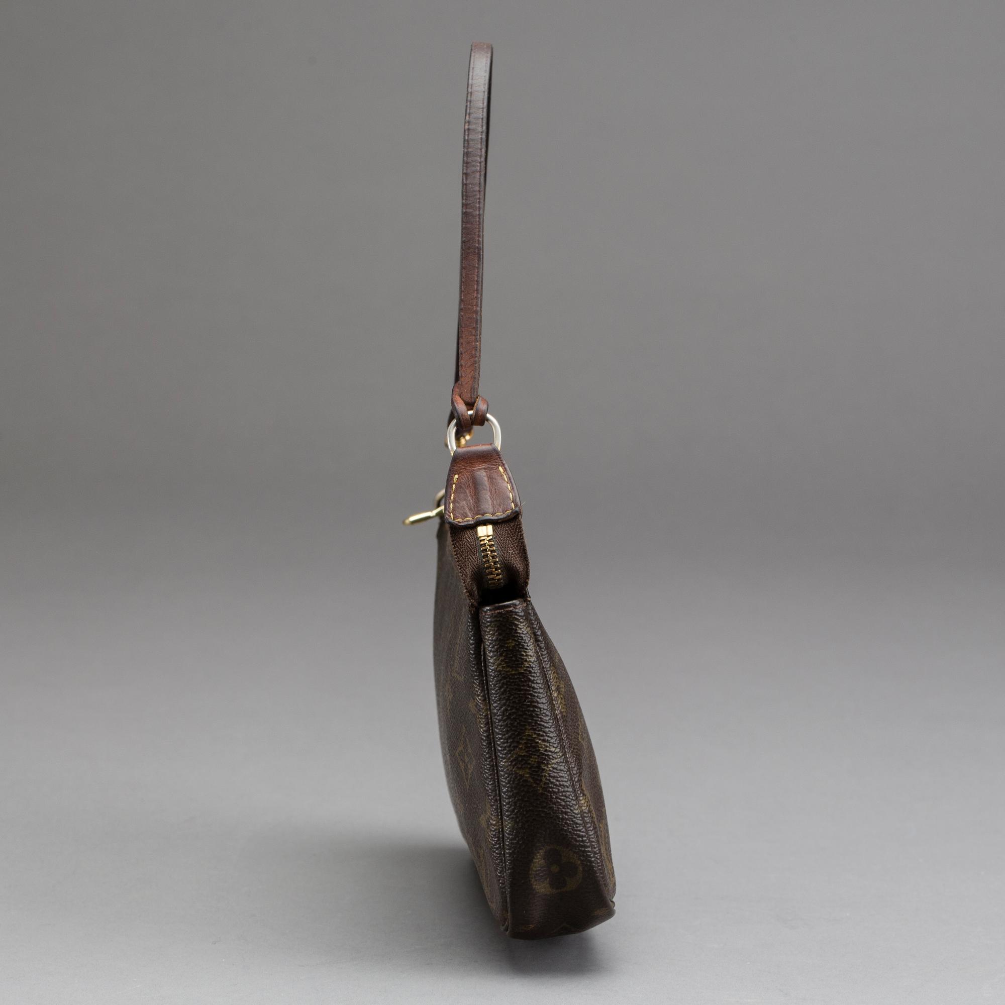 LOUIS VUITTON, "Pochette", väska.