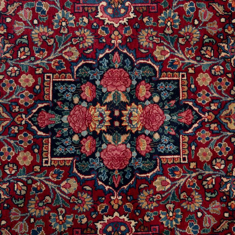 Matta, semiantik Meshed, Östra Persien, signerad Ghazi Khan 410 x 310 cm.