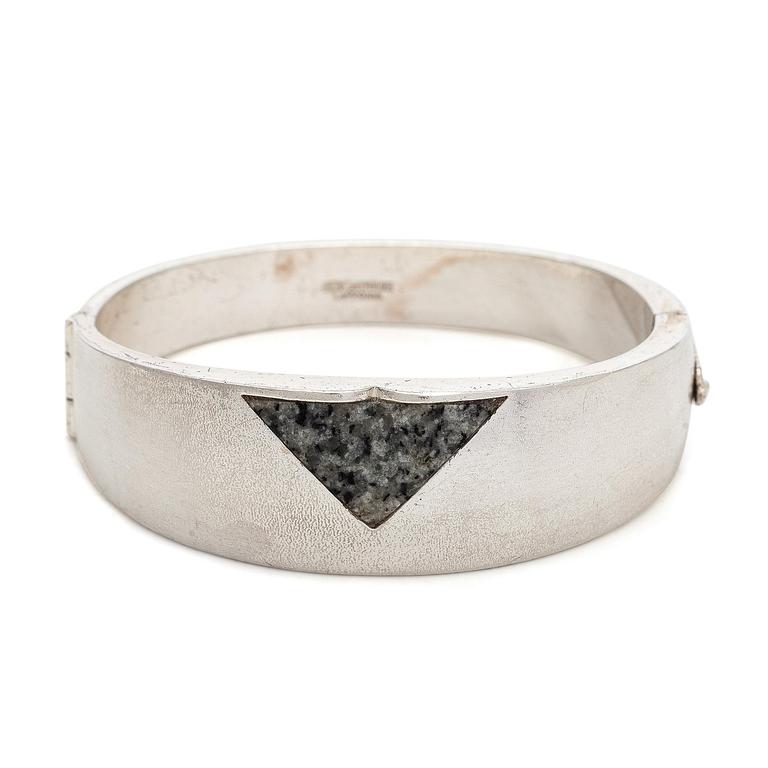 Björn Weckström, bracelet, “Astaire”, silver, grey granite, Lapponia 1987.