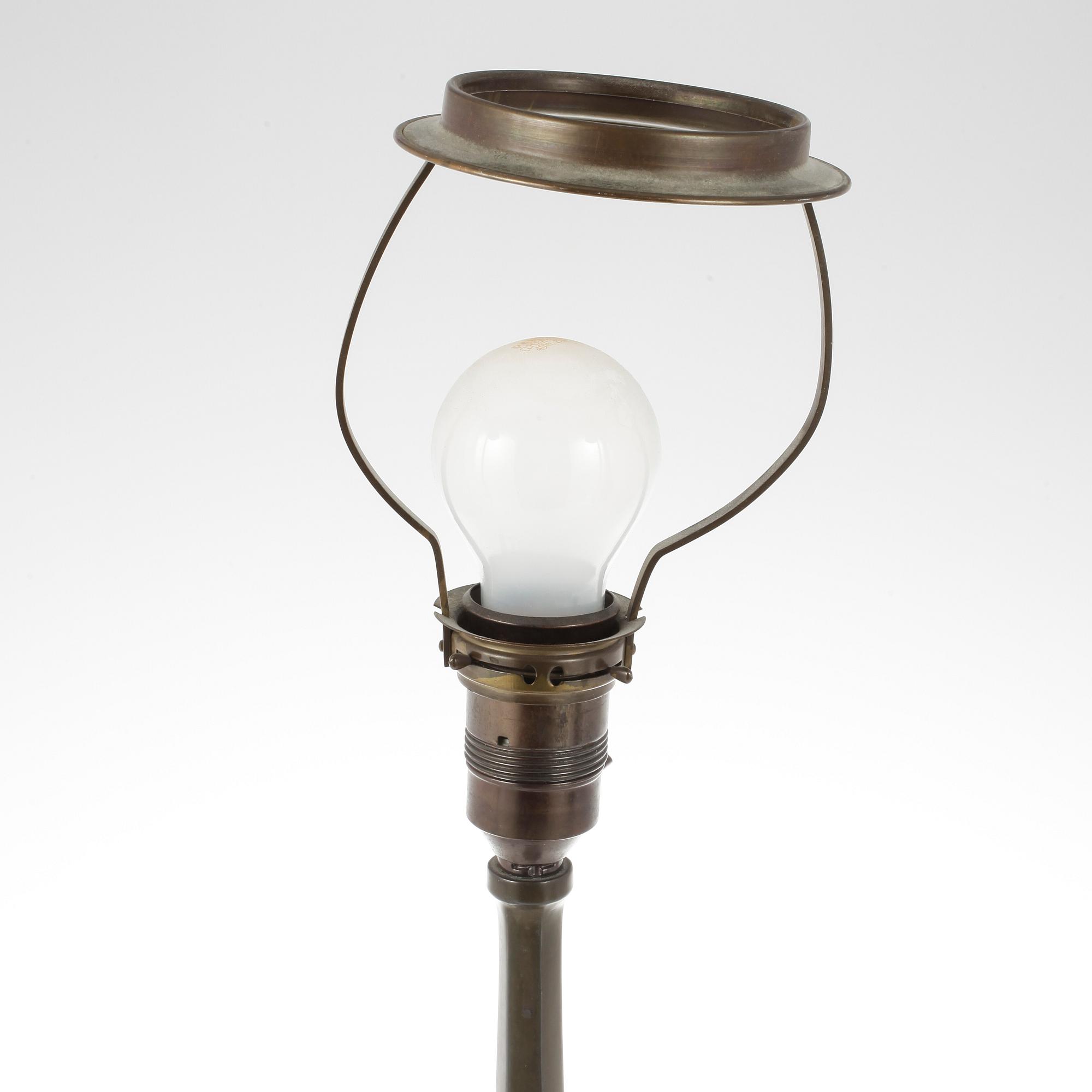 BORDSLAMPA, Just Andersen, Danmark, 1900-talets andra hälft.
