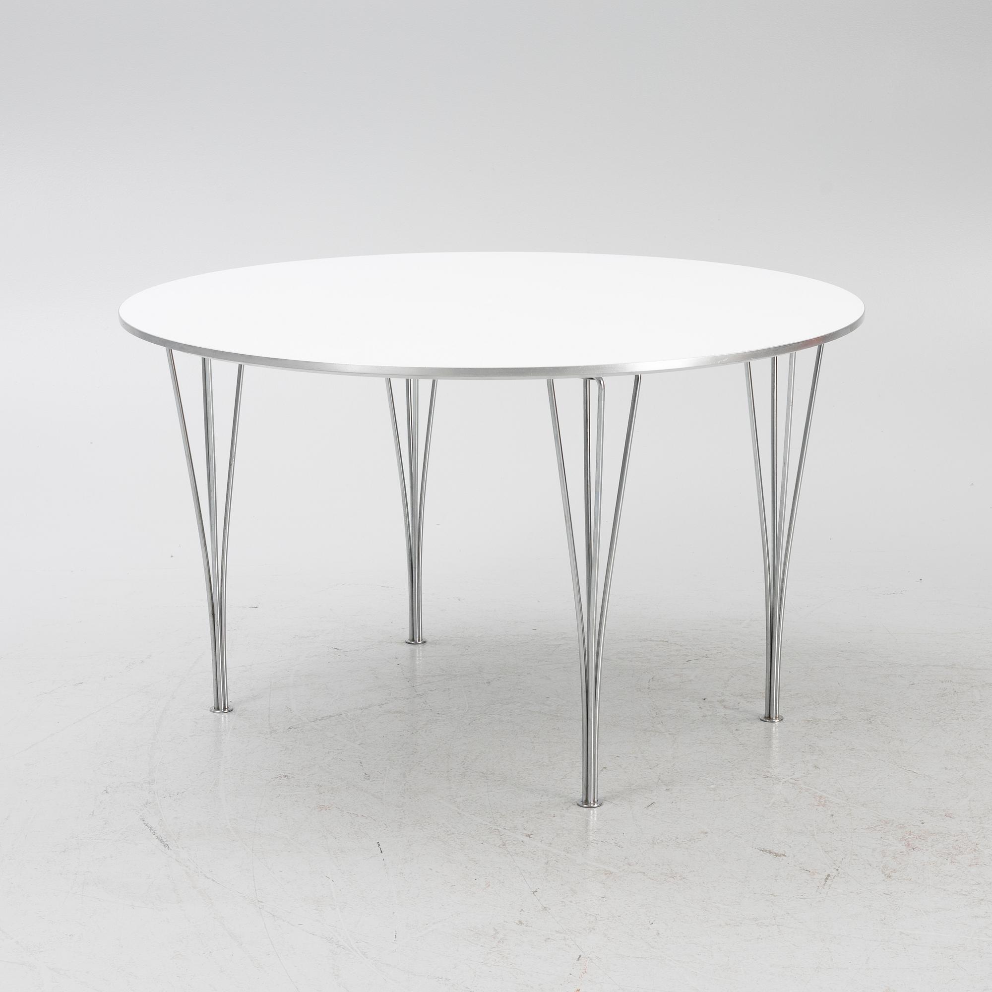 Bruno Mathsson & Piet Hein, matbord, "Supercirkel", Fritz Hansen, Danmark, 1980.