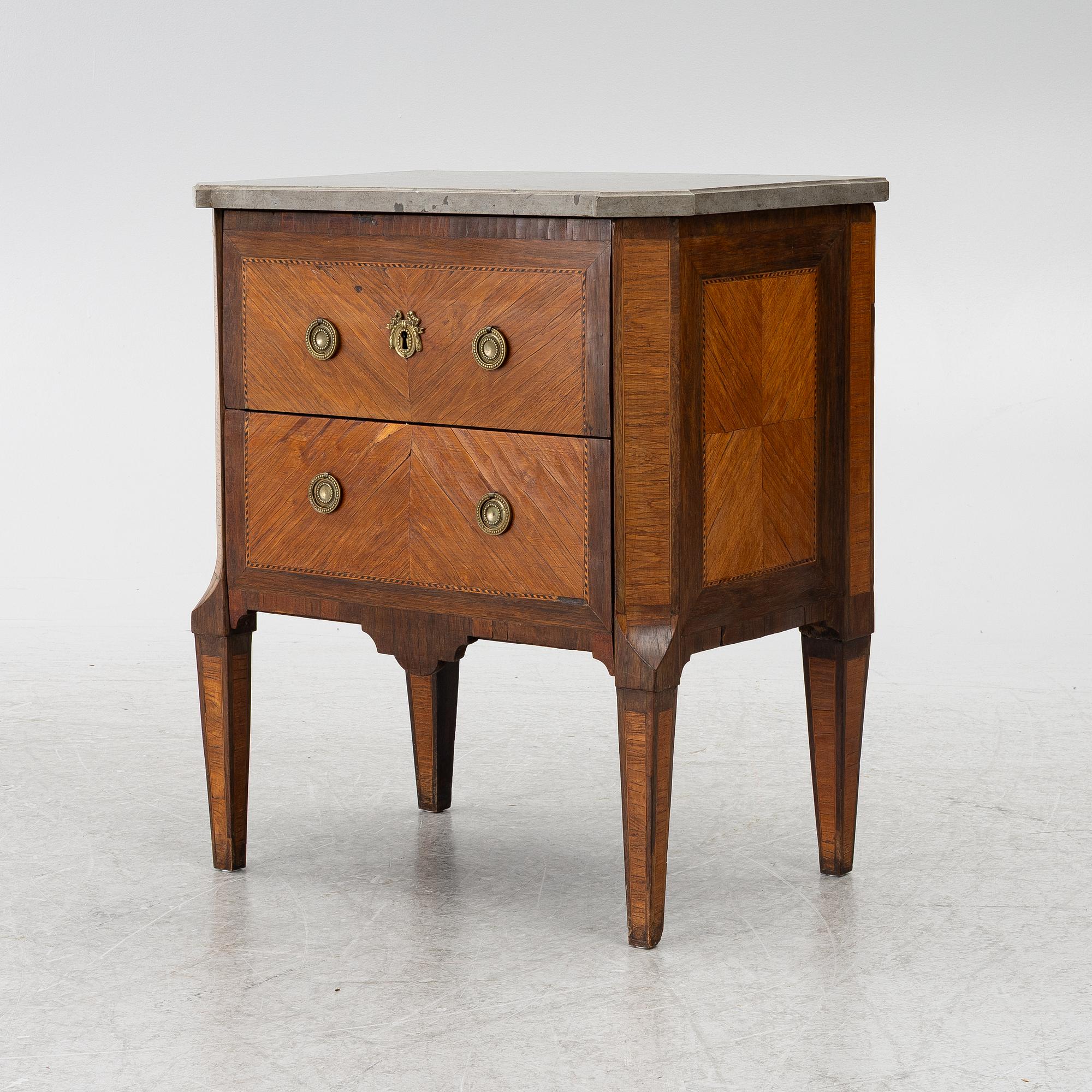 Chest of drawers, Louis XVI style, 19th century.