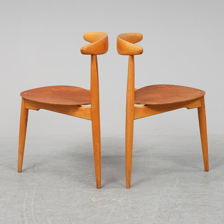 HANS J WEGNER, "Hjerte- set", matbord med sex stolar, Fritz Hansen, Danmark 1950-tal.