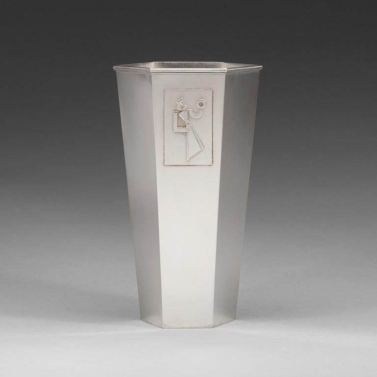 Wiwen Nilsson, a hexagonal sterling vase, Lund 1948.