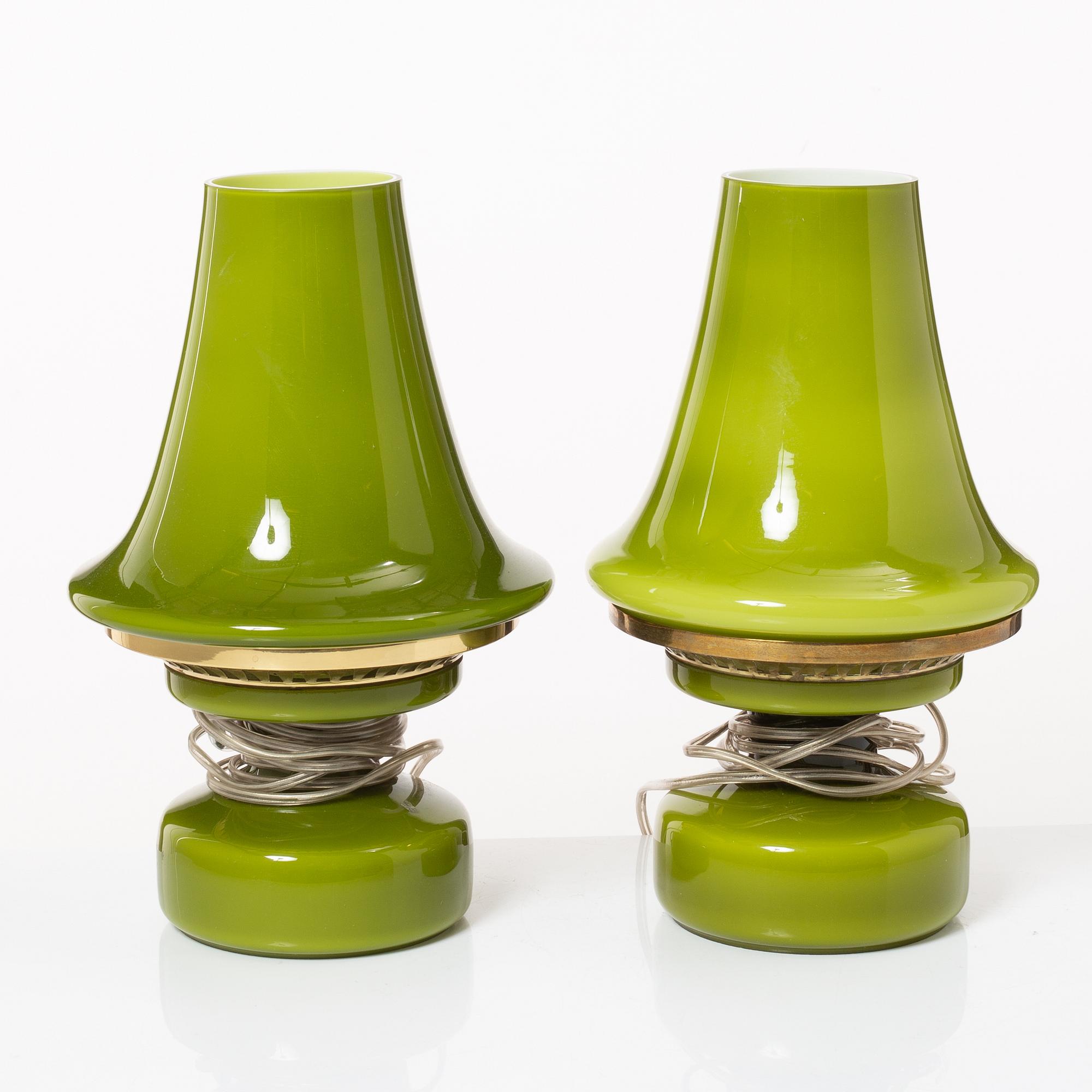 Hans-Agne Jakobsson, bordslampor, ett par, modell B124, Hans-Agne Jakobsson AB, Markaryd, 1900-talets andra hälft.