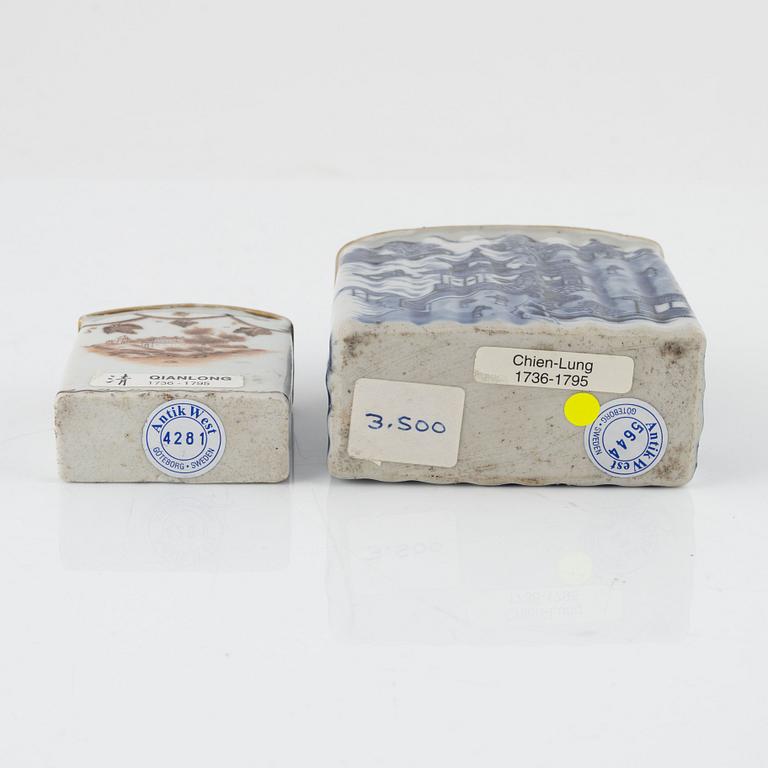 Two porcelain tea caddies, China, Qianlong (1736-95).