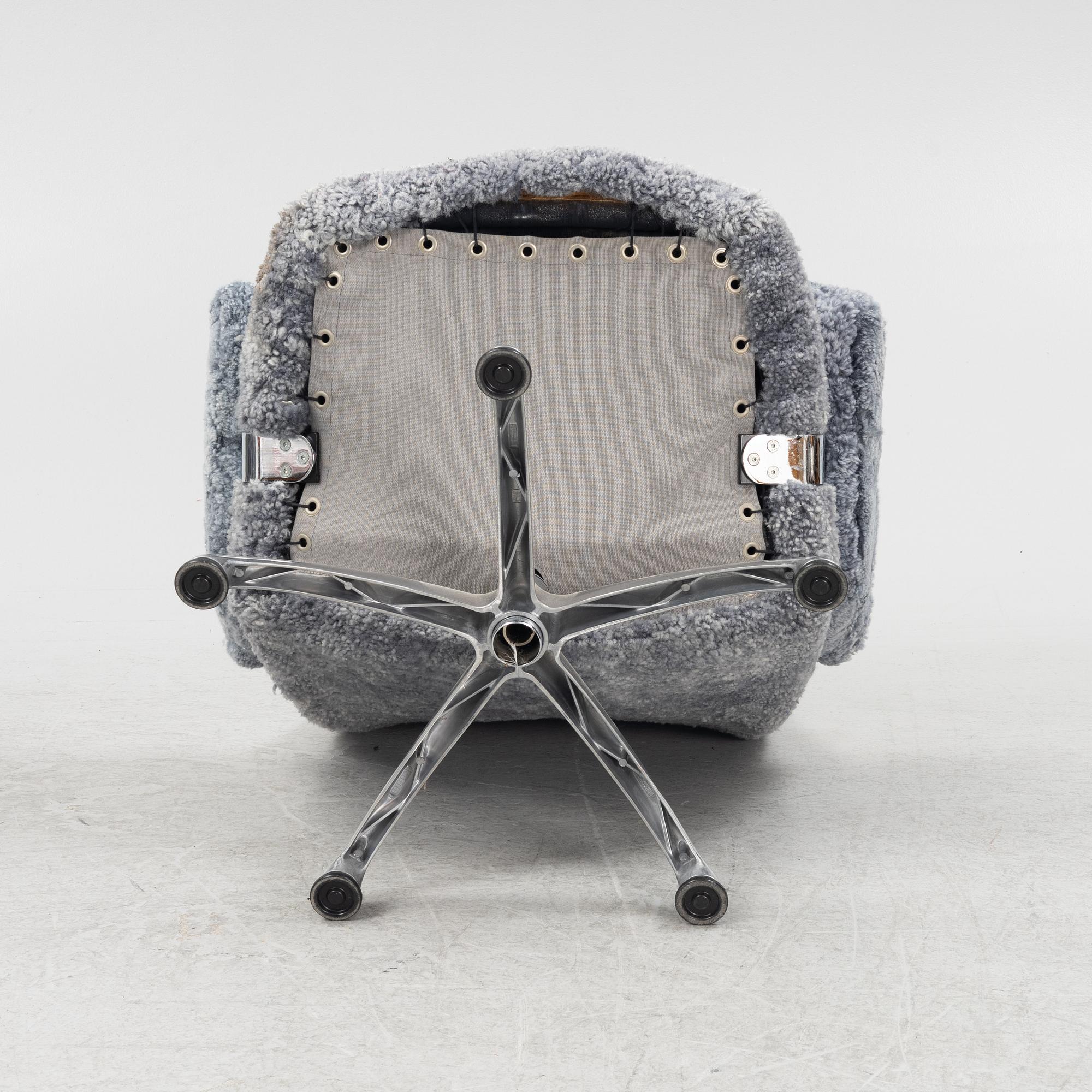 Alf Svensson, fåtöljer, ett par, "Contourett Roto", Dux.