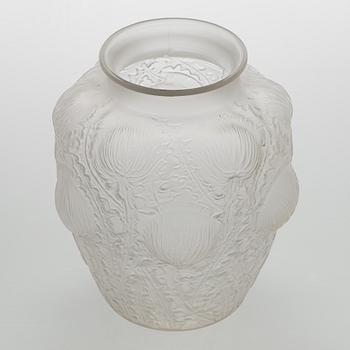 René Lalique, a 'Domrémy' glass vase, 1926.