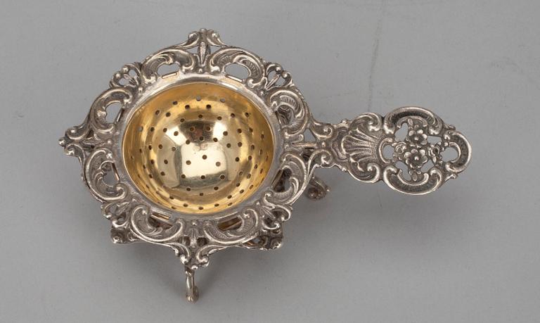 TESIL, 2 delar. 800 silver, Tyskland 1930-tal. Vikt 83 g.