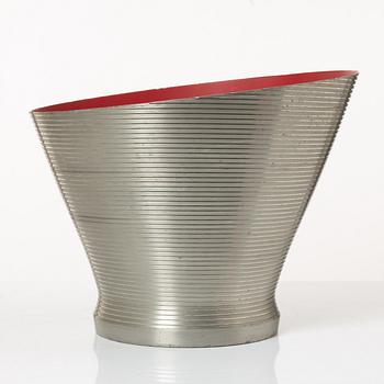 Champagne cooler, G.H. Mumm, Royal Selangor Pewter.