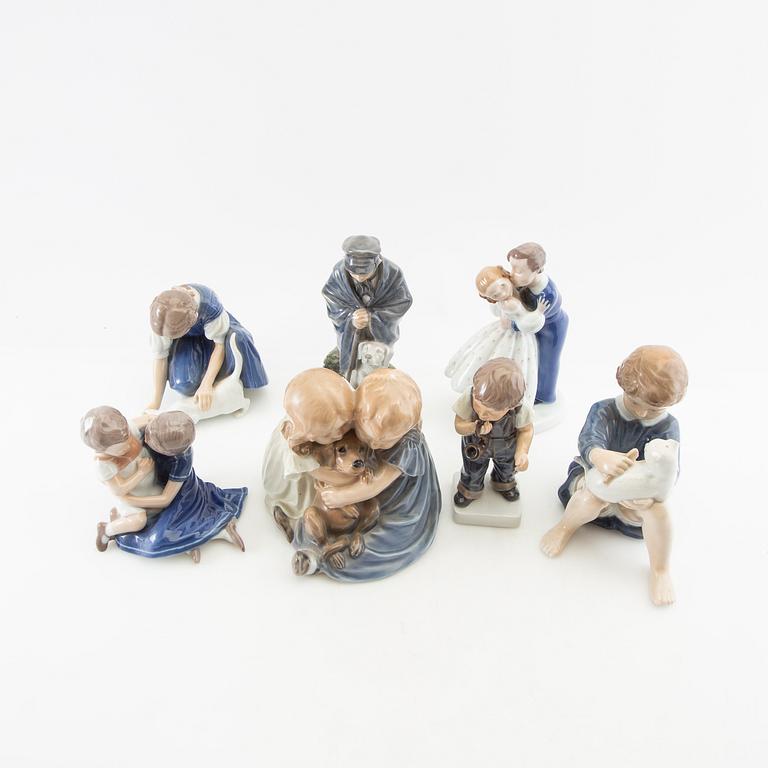 Figurines 7 pcs Royal Copenhagen/Bing & Grøndahl
 and Dahl Jensen mid/late 20th century porcelain.