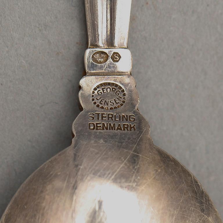 PARTI SILVER, 8 delar, bla Sverige och Danmark, 1900-tal.  Tot ca 468 gram.