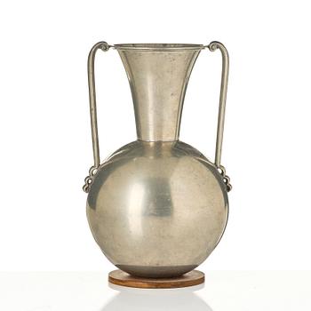 Carl-Einar Borgström, vase, Ystad-Metall, 1936.