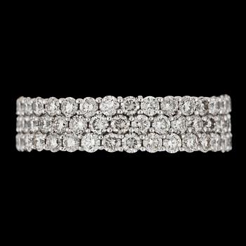 730. A brilliant cut diamond ring, tot. 3.06 tcs.