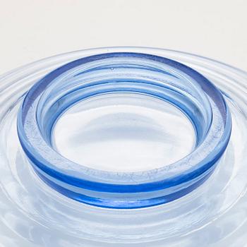 Aino Aalto, A 1930s glass bowl 4135, 'Bölgeblick'  for Karhula Glassworks, Finland.