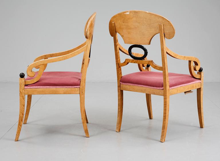 KARMSTOLAR, ett par, Karl Johan-stil, 1800-talets slut.