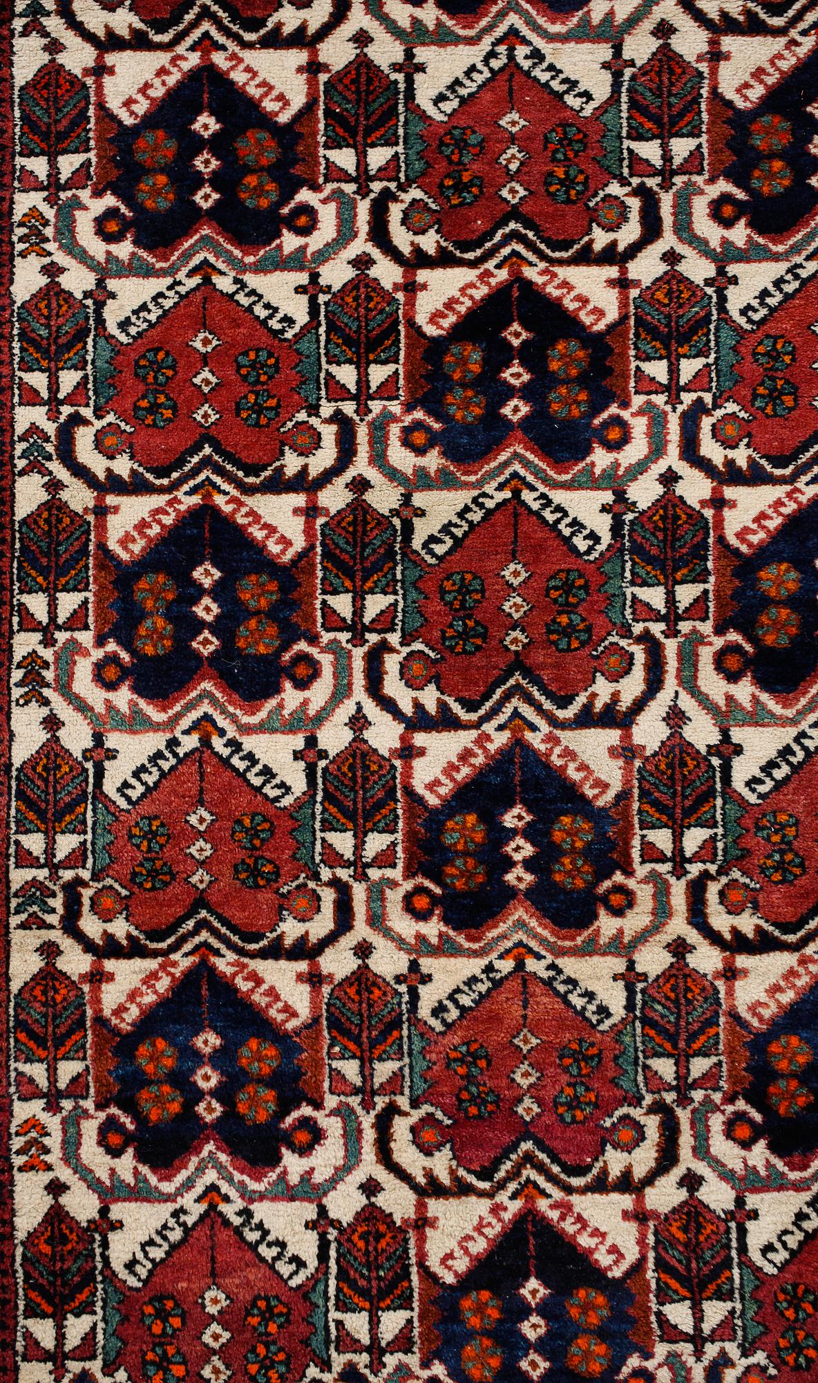 MATTA, Afshar, old, 170 x 138 cm.
