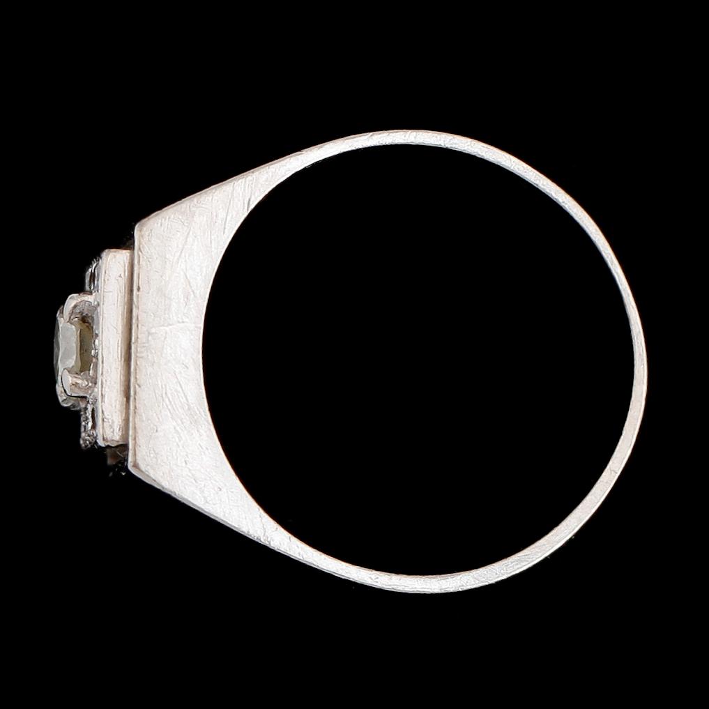RING, 18K vitguld, med diamanter tot ca 0.47 ct.