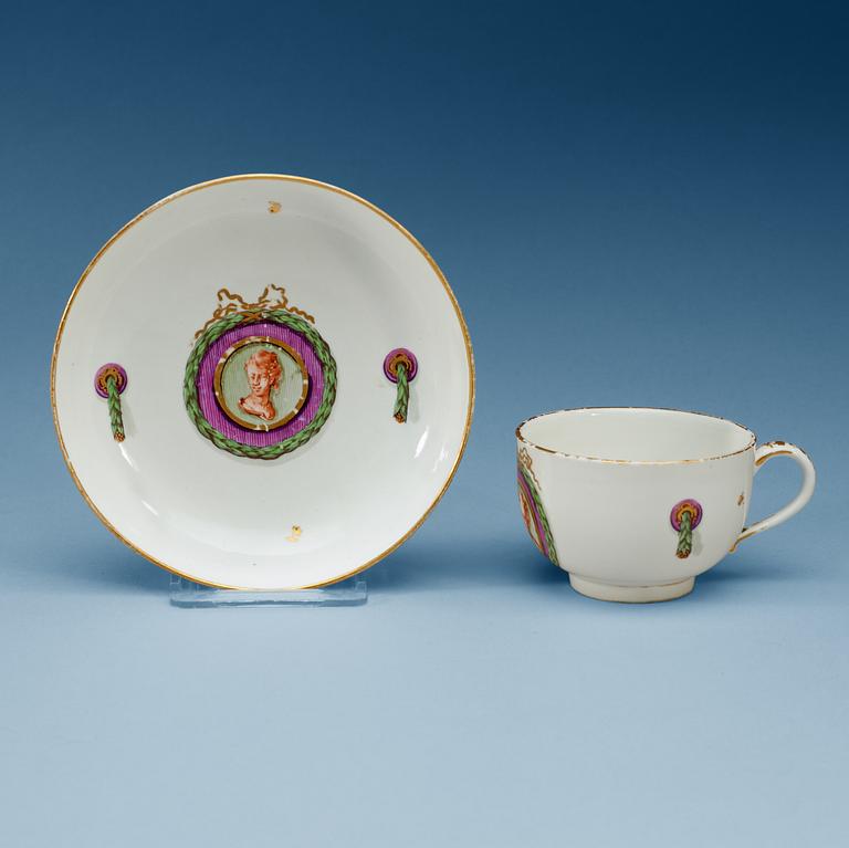 A Höchst cup and saucer, 18th Century.