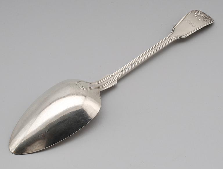 RAGUSKED, silver, Samuel Petterson, Linköping 1872. Total vikt ca 112 g.